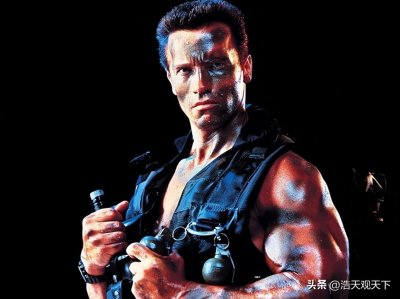 ​阿诺德·施瓦辛格和他的孩子们，带着女儿克里斯蒂娜参加慈善晚宴