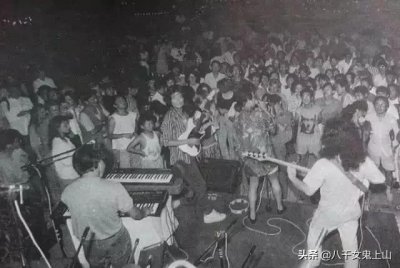 ​90年代中国摇滚青葱岁月！你可能没见过的生涩愣头青照片（上）